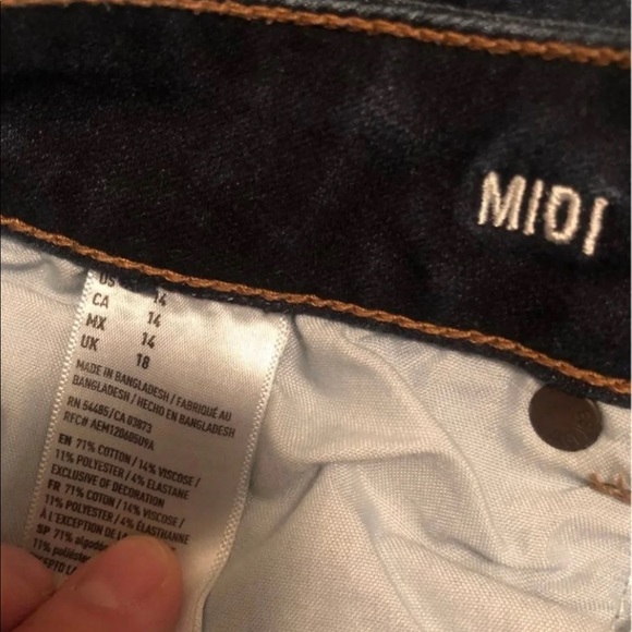 🔥 Dark blue American Eagle Jean shorts size 14 🔥 - Picture 5 of 5